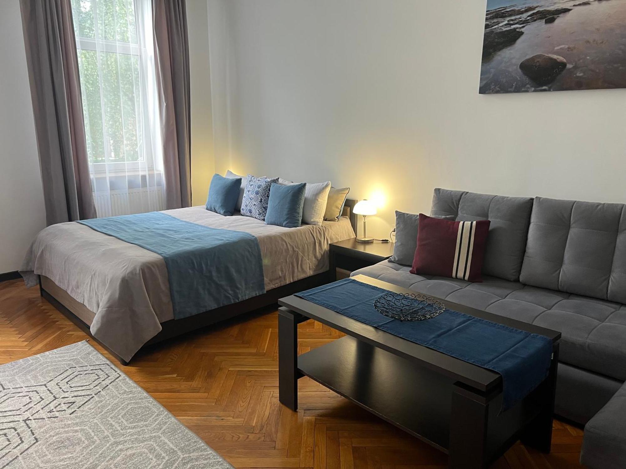 Wonderful Apartment Near The Old City ลวีฟ ภายนอก รูปภาพ
